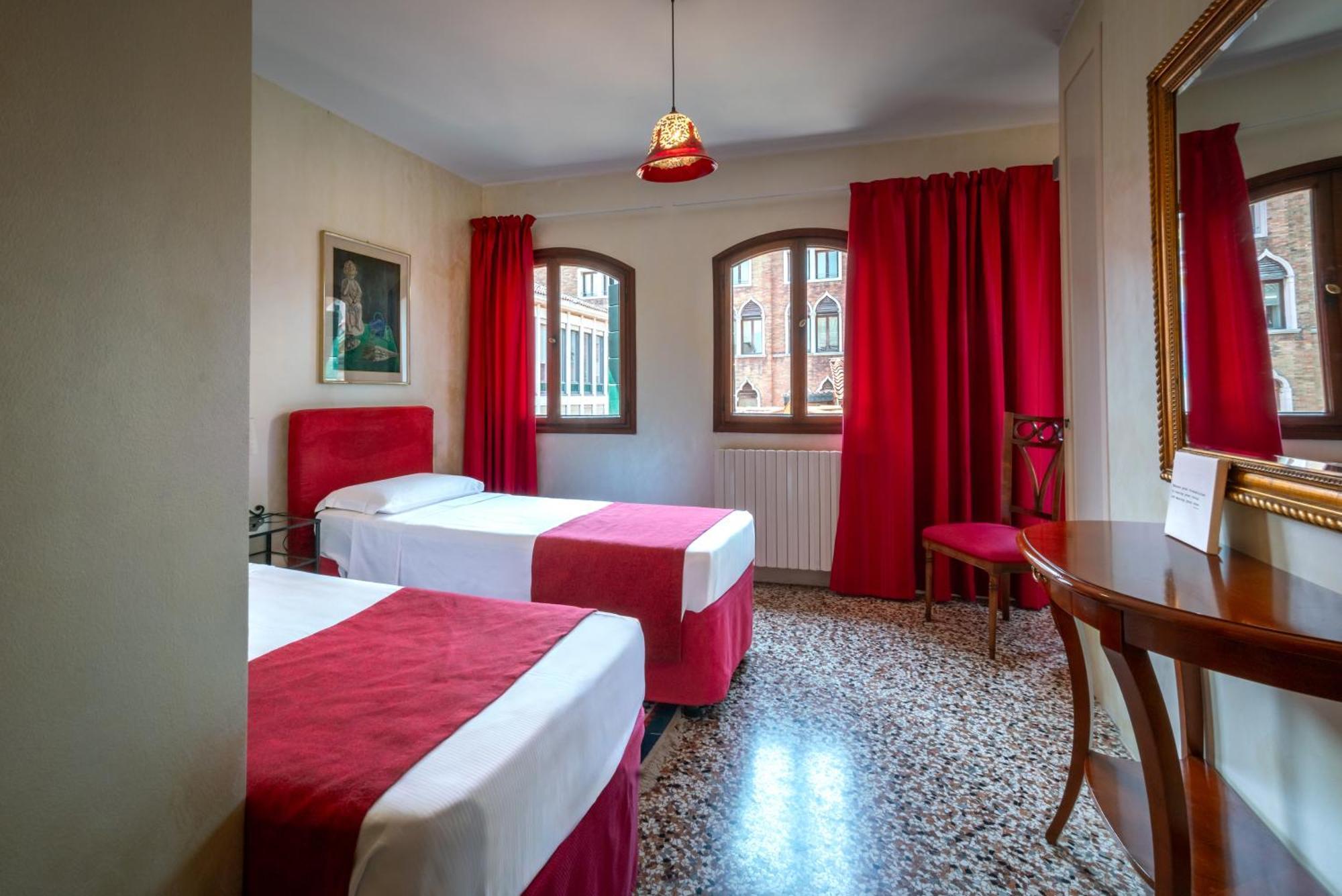 Hotel Palazzo San Luca Benátky Pokoj fotografie